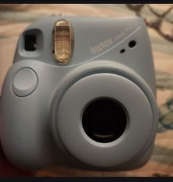 FujiFilm Instax Mini 7