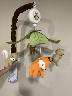 Crib mobile - Lambs and Ivy