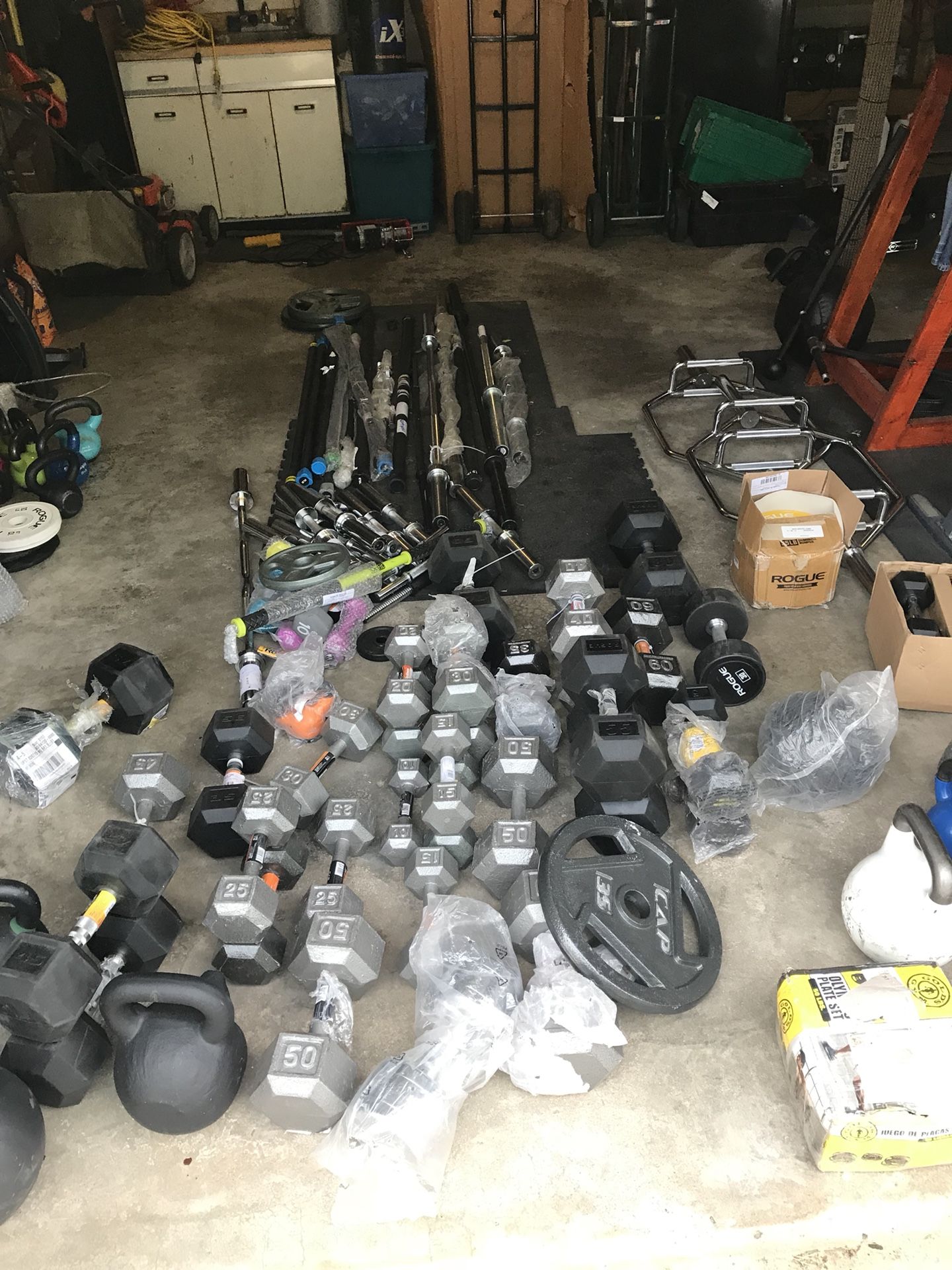 Fitness Equipment: Weights, Dumbbells, Kettlebells, Plates, Bars