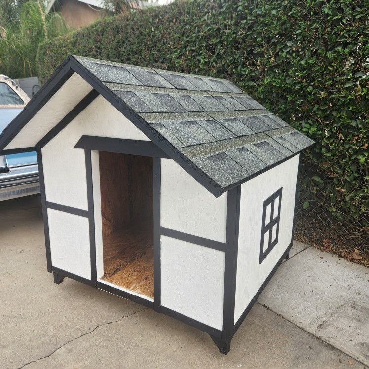 New Doghouse 