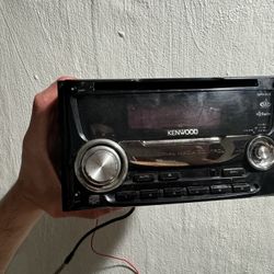 Kenwood Car Stereo DPX302 Player AUX AM/FM CD Radio Head Unit Aftermarket