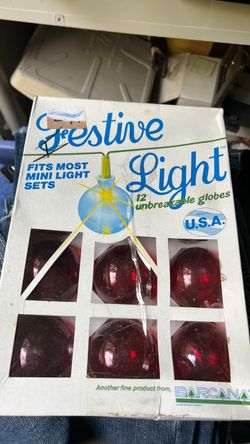 Set of 12 vintage unbreakable globes