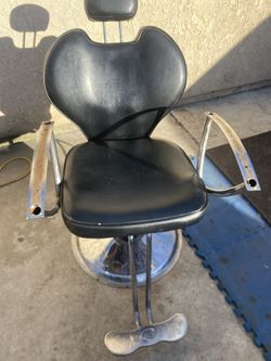 Barber chair