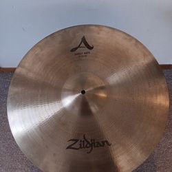 A Zildjian 21" Sweet Ride Cymbal, EC