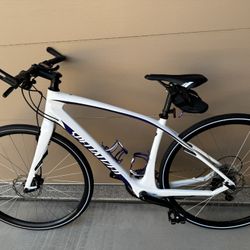 Specialized Carbon Fitness hybrid Bike Women’s Size M