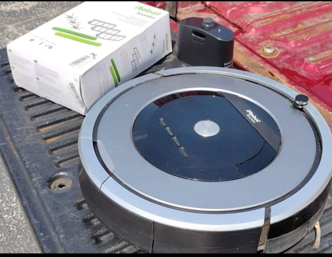 I Roomba Robot Floor Cleaner