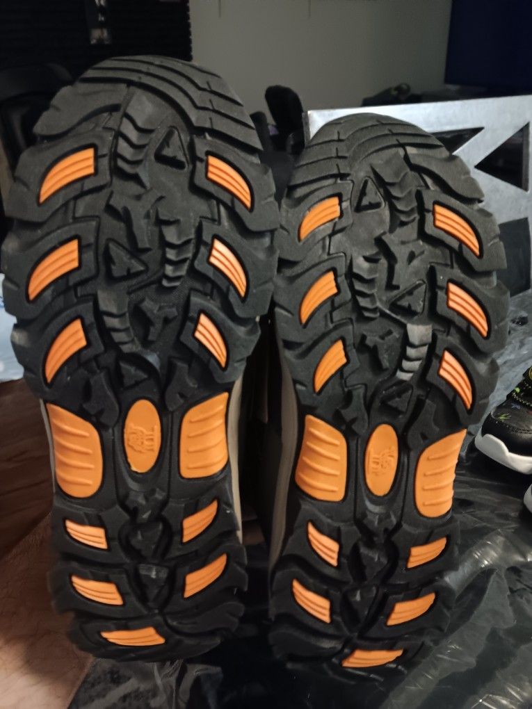 Boots 👢 Para Ninos Size 3.0