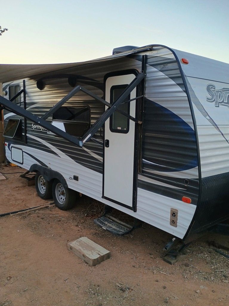 2016 Travel Trailer 