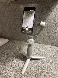 DJI Osmo Mobile Smartphone Gimbal