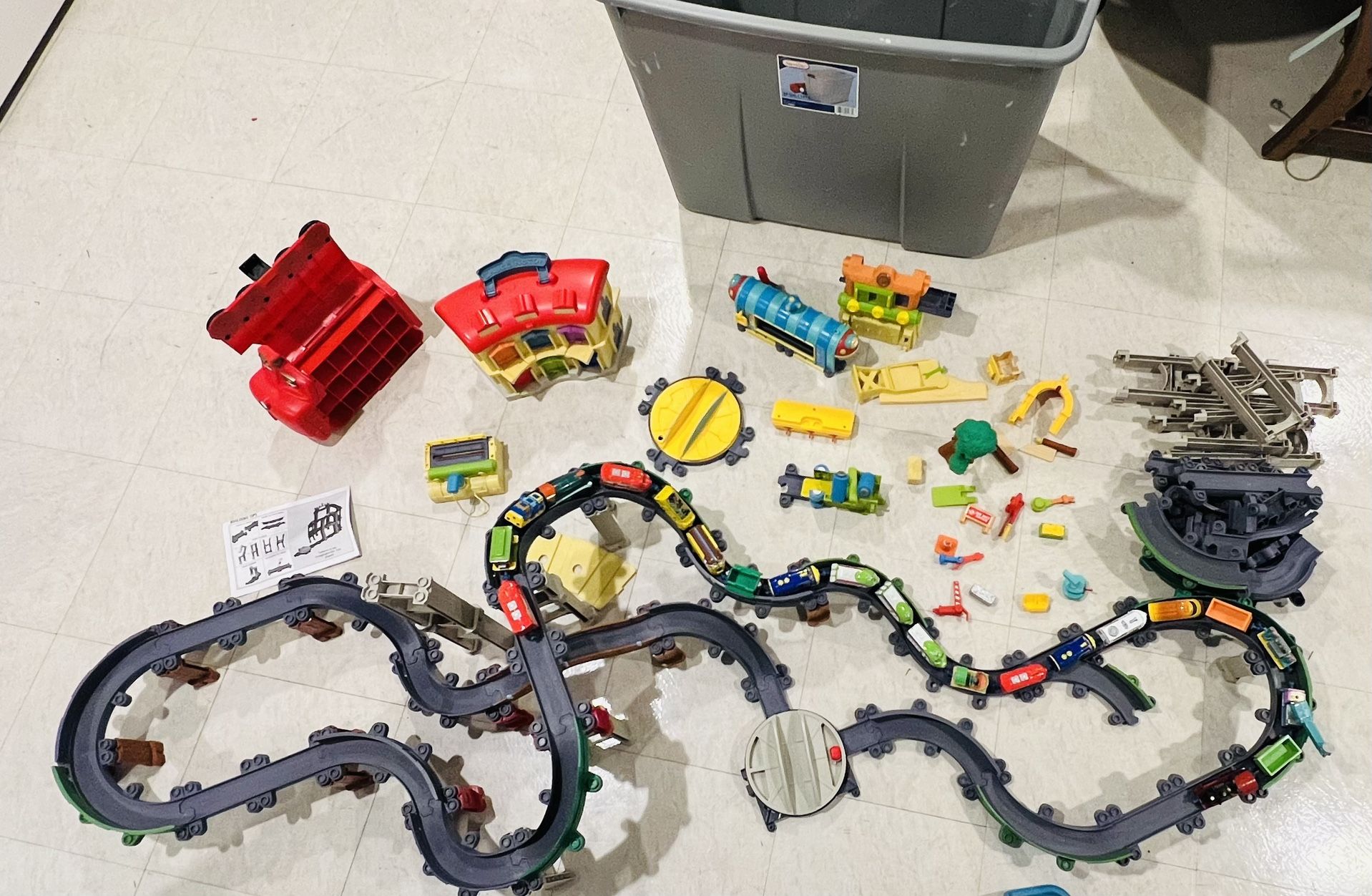 Chuggington Train and Railway Set with Rails, Die-Cast metal trains, carry case, and other parts