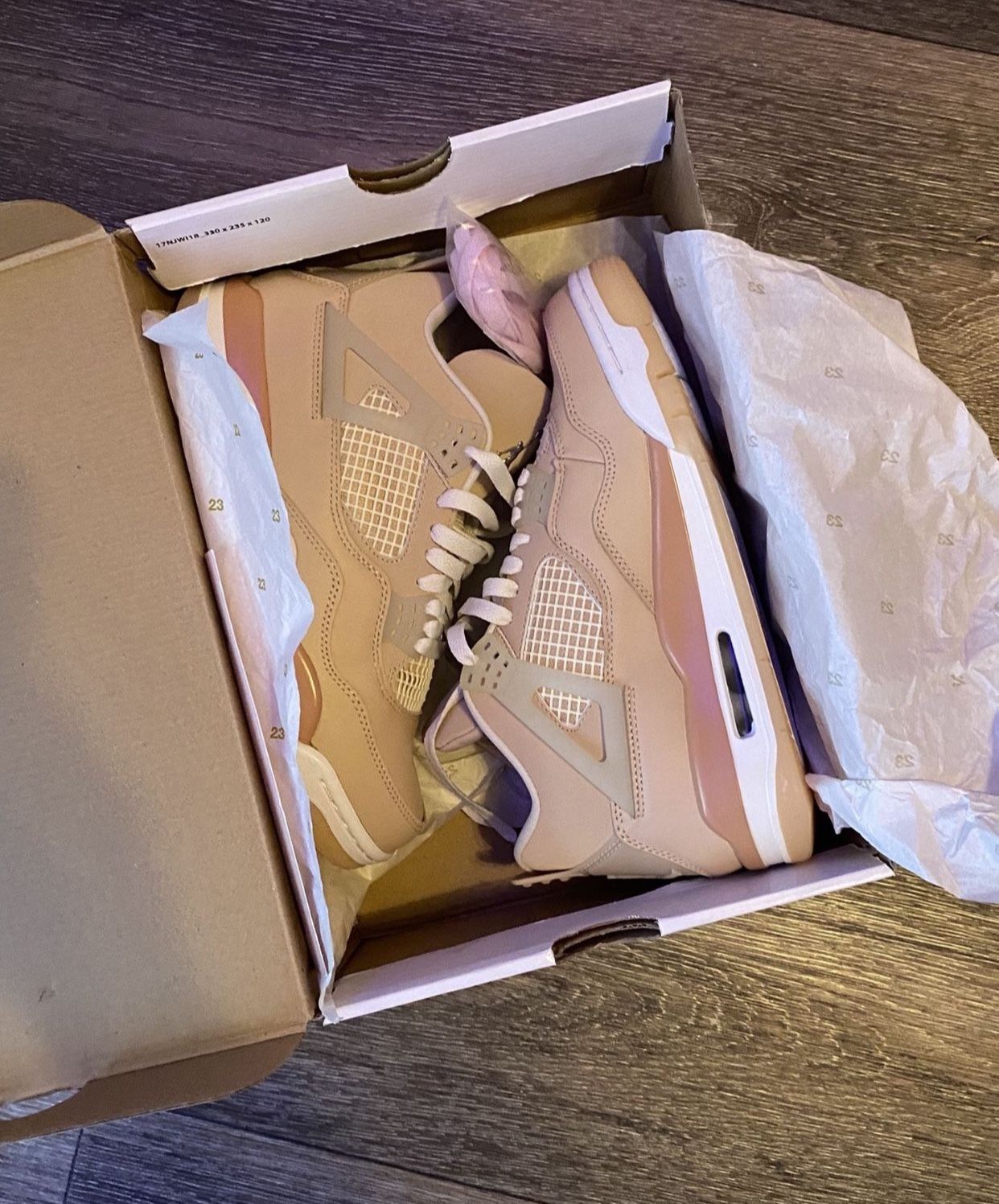 Jordan 4 Shimmer Size 8 Men