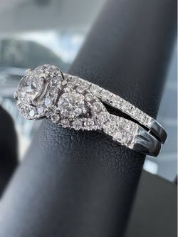 Kay Jewelers & Tolkowsky Round-Cut Natural Diamond Three-Stone Halo Engagement Ring & wedding band  2CTW 14K White Gold
