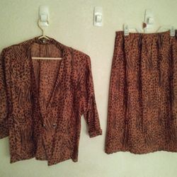 Blouse And Matching Skirt M/L