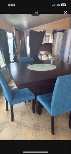 Dining set