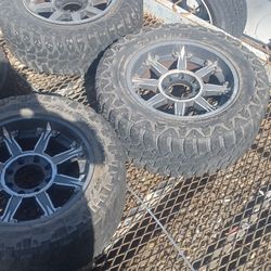 Truck Tires