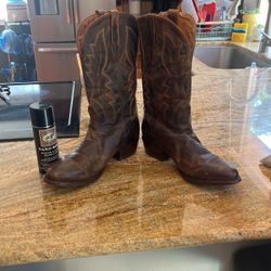 Men’s Boots And Belt