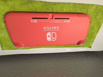 Nintendo Switch Lite (Coral)