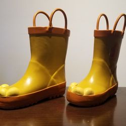 Used Raining Kid Boots size 7 Original Disney Store