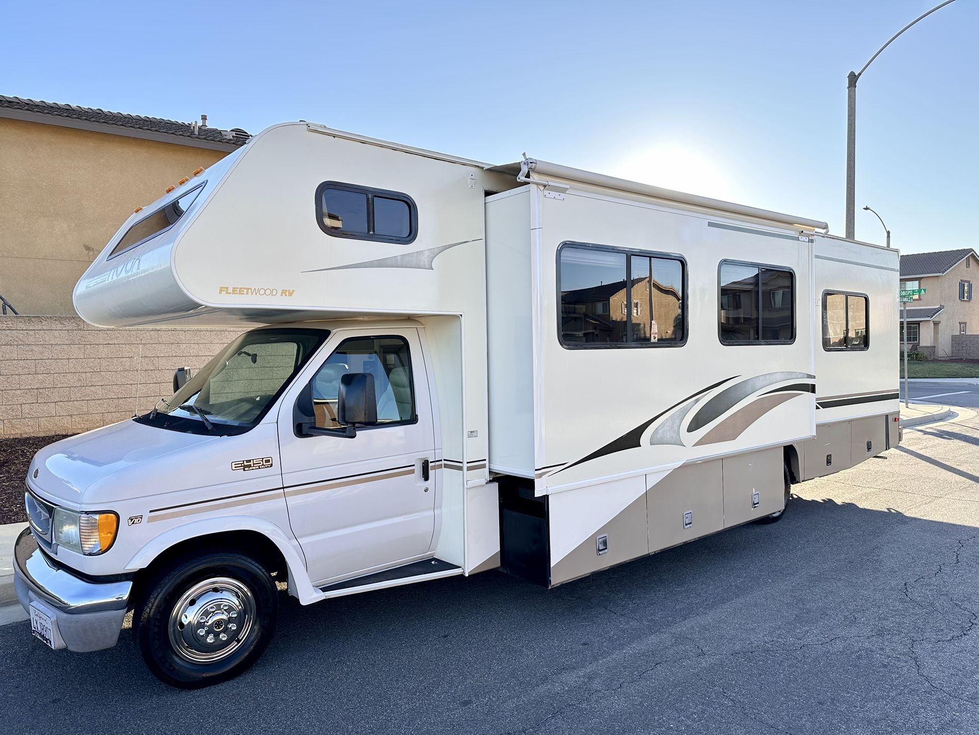 2004 Fleetwood Tioga 30k Miles Excellent Shape for Sale in Riverside ...
