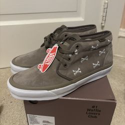 Vans Chaka Skull Crossbones Mid 10.5