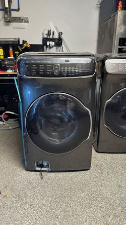 Nice  washer and dryer set  retails over 2k..