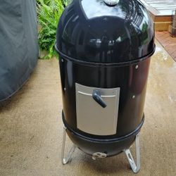 Weber charcoal smoker 