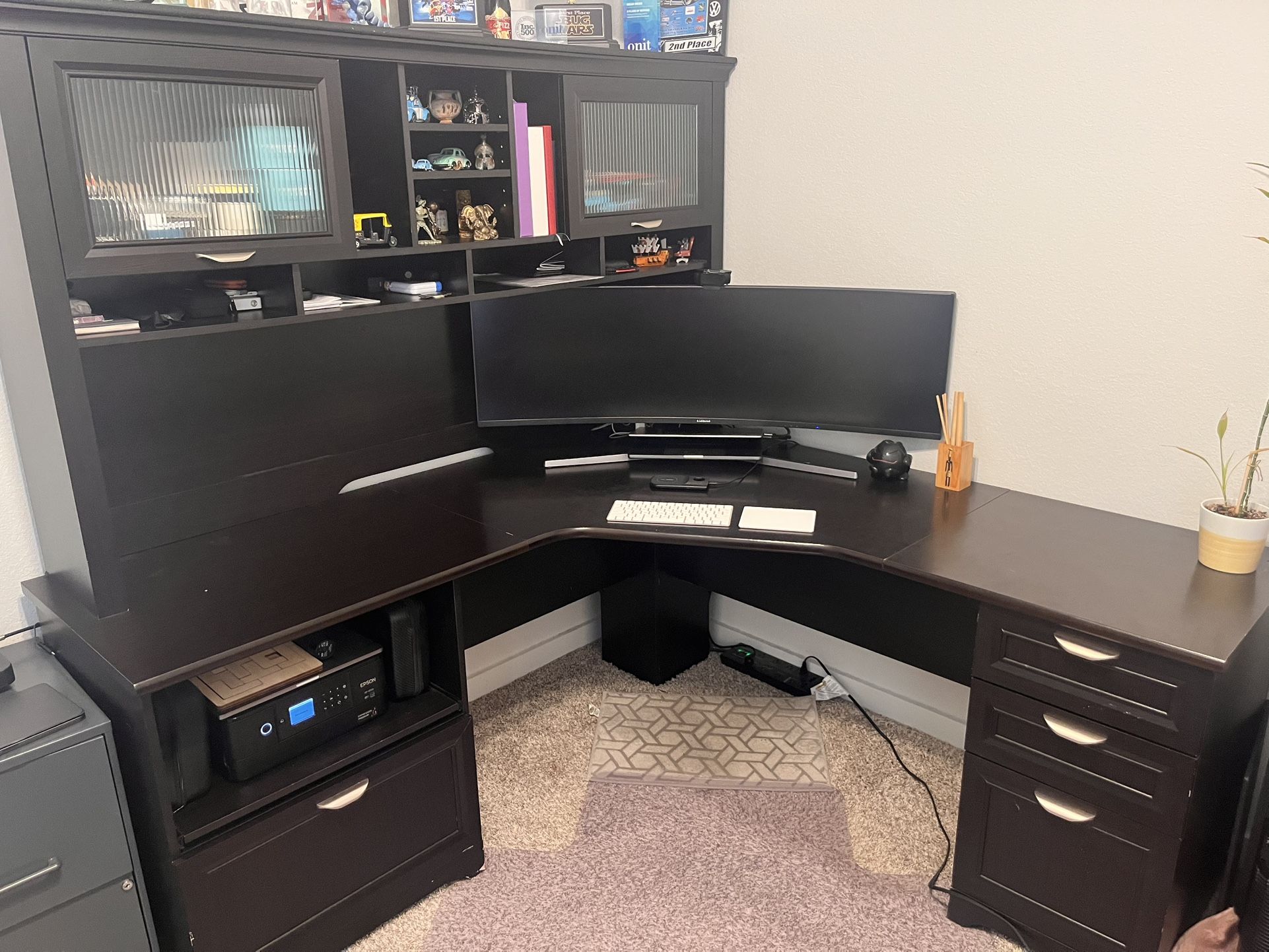 Large Corner Desk