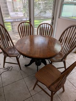Round Table