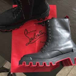  Christian Louboutin Boots