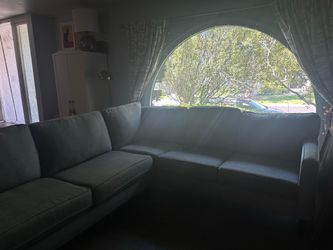 Couch - excellent condition