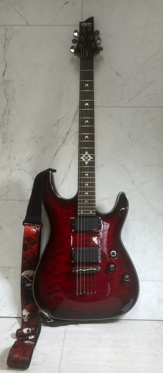 SCHECTER HELLRAISER DXL GUITAR (A1G008527)