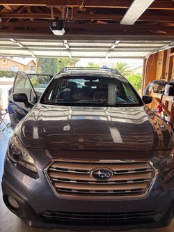Subaru Outback 2015