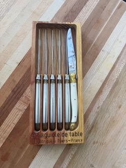 Jean DuBost Laguilo 6 piece steak knife set