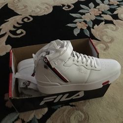 Fils Size 10