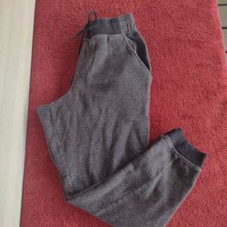 Under armour women's sweatpants size medium 