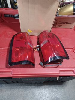 2016 Chevy Colorado Tail Lights