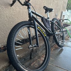 24 Inch Gt Wheelie Bike 500 Dollars I Can Trade For Any Thing To Don’t Mind 