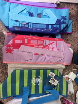 Trader Joe’s Mini Insulated Tote Bags – New 🌴💗💙