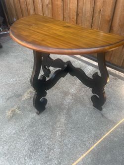 Table black