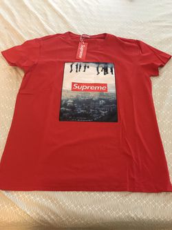 Men’s Large Supreme Patched T-shirt