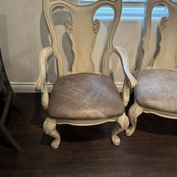 6 Very Well Made Dining Room Chairs