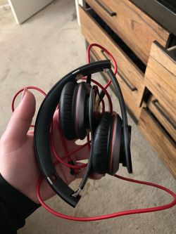 Beats with original cable