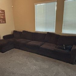 Brown Sectional In Great Condition
