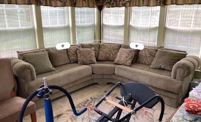 Sectional sofa