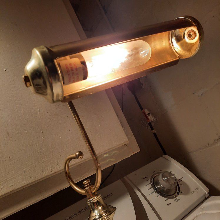Vintage Lamps And Light Fixtures
