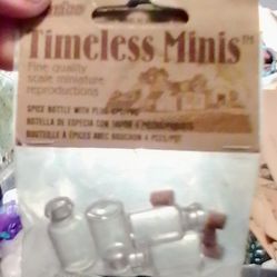 " Timeless Minis " / 4- Mini Spice Jugs W/ Corks