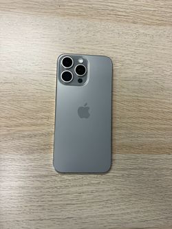 iPhone 15 Pro Max - Unlocked - 256GB 