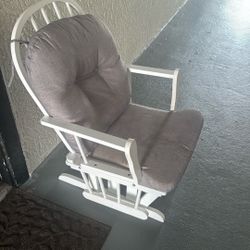Rocking Chair 