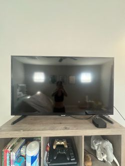 Samsung 42" smart TV great condition
