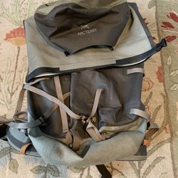 arcteryx naos 70 Backpack Pack hiking climbing waterproof 